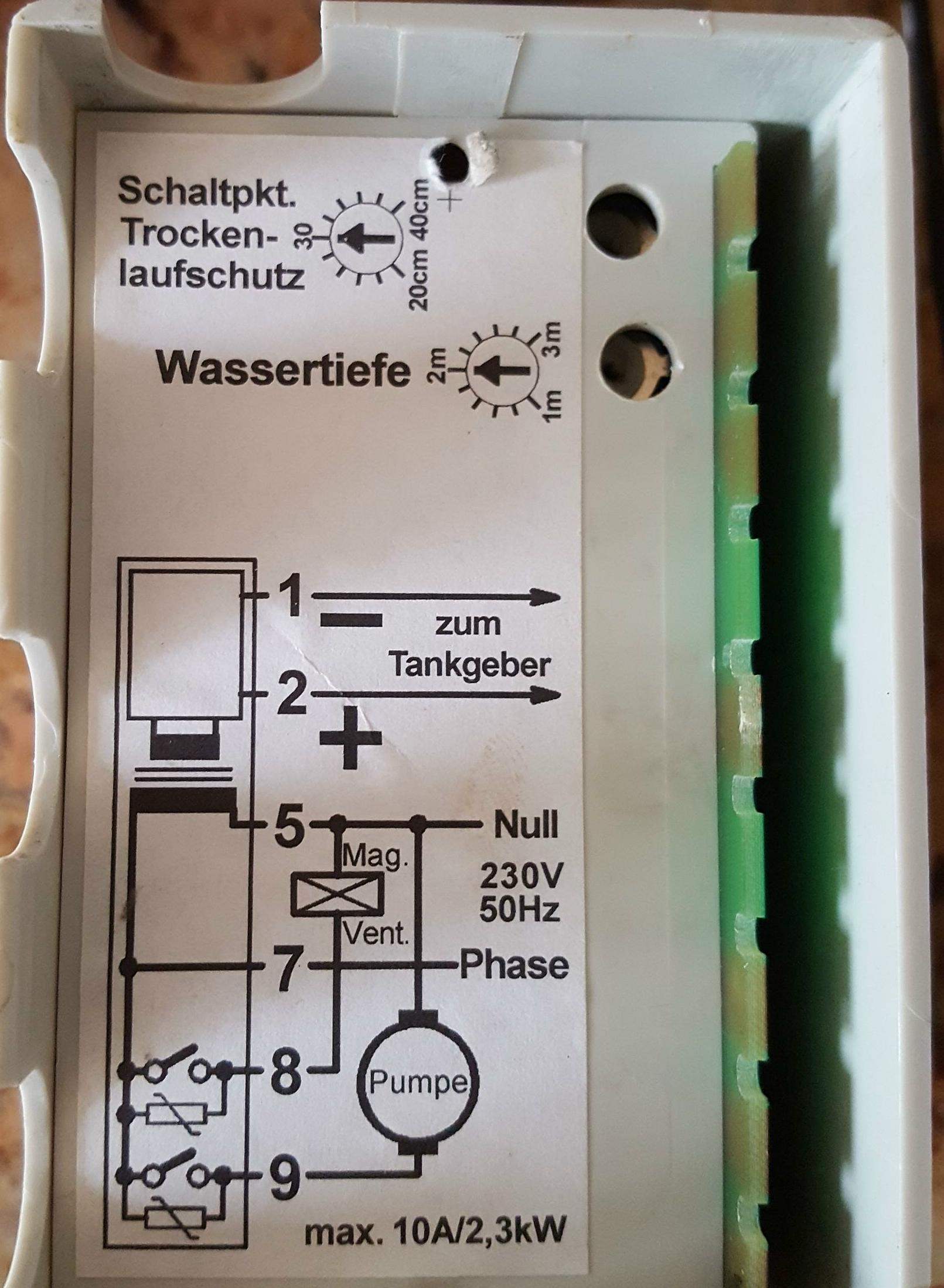 Rückseite Zisternen Nachspeise-Automatik AL-KO RWAS DIGITAL,