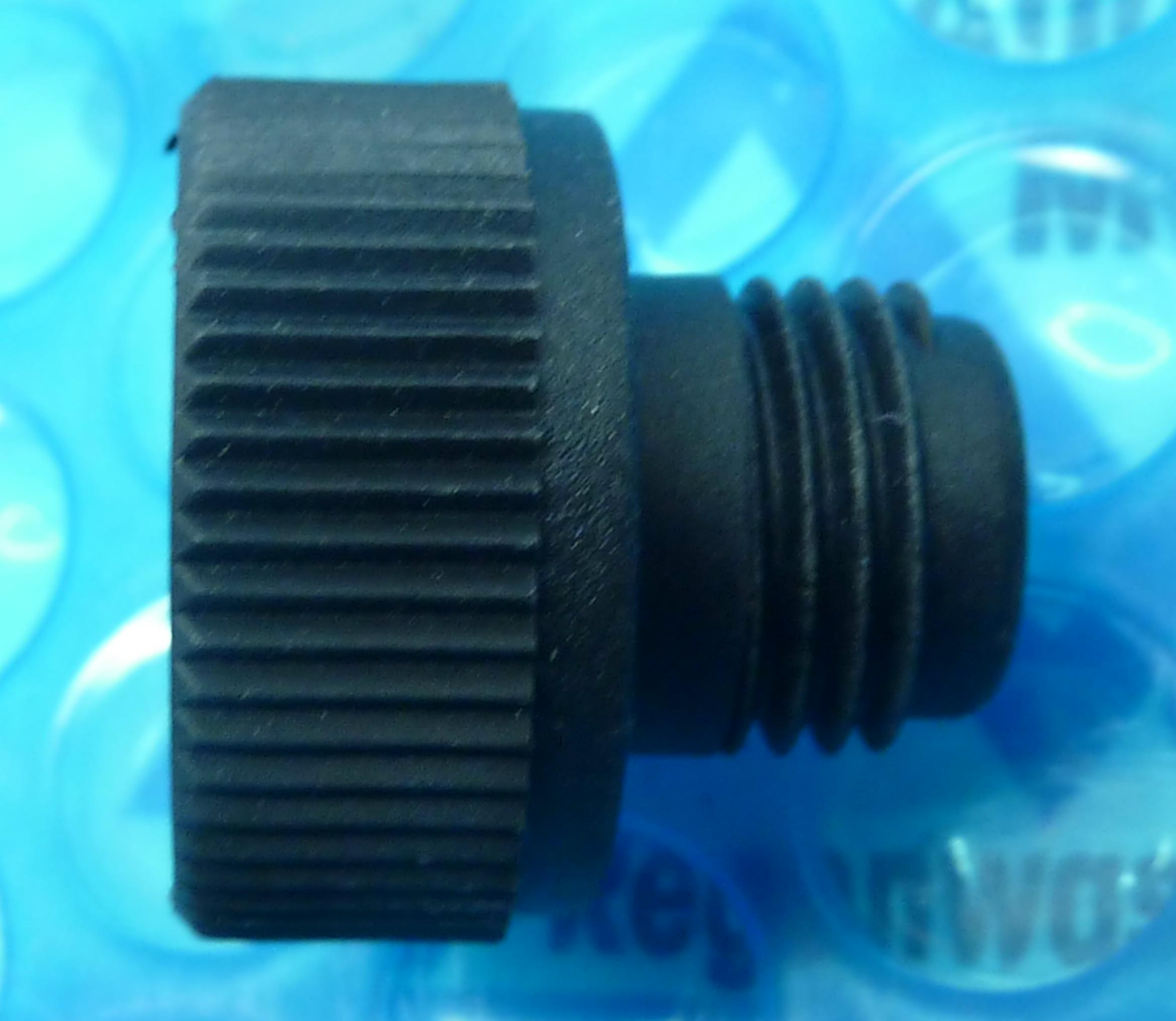 Einfüllstopfen bzw. Ablassschraube mit 1/4" Außengewinde (ca. 13 mm), Verschlussschraube für die Pumpen Iris 450, Iris 650, Silen, Silen S. Niper 3, Tifon 1, Silen I,  Silen S2 Tecnoself 25-2, Tecnoself 25-3, Tecnoself 25-4, Tecnoself 25-5, Multipres 15, 