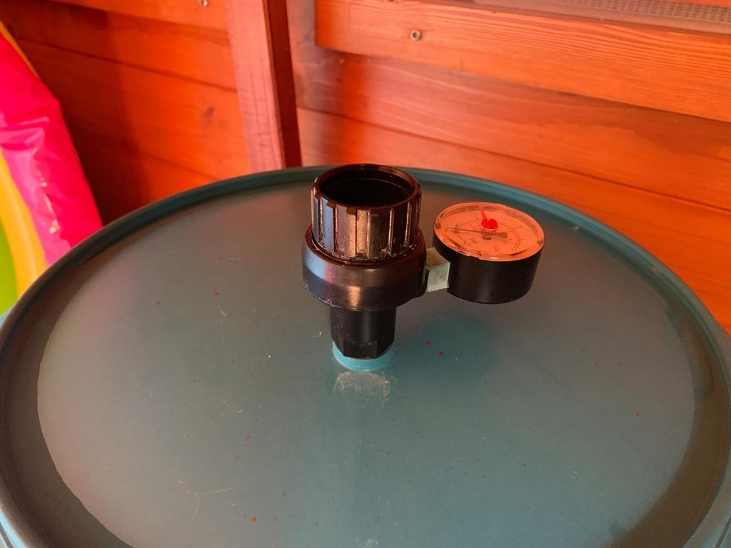Montagebeispiel Manometerhalter für Sandfilteranlagen SF 1/4 Zoll