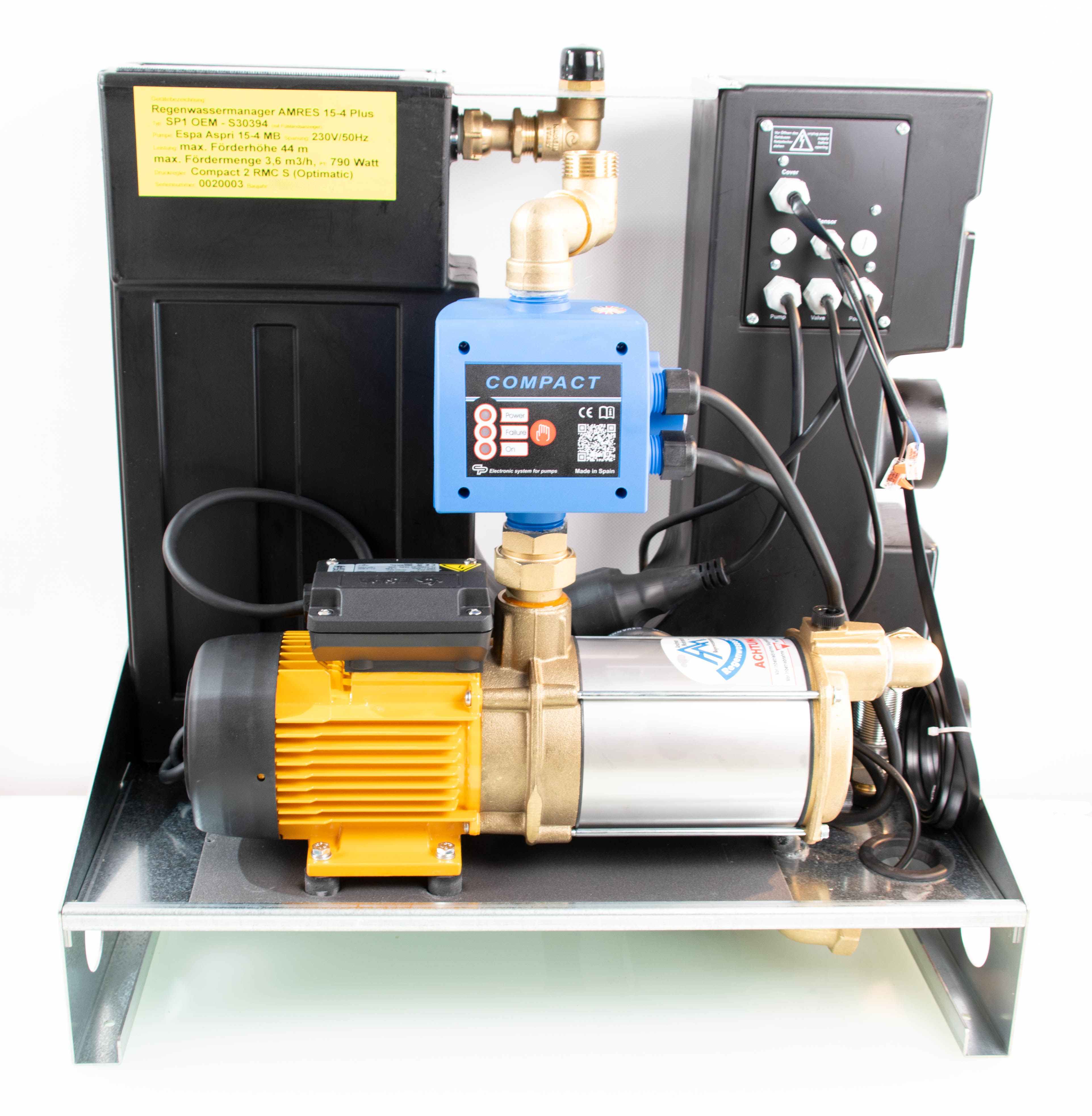 Regenwassermanager AMRES mit Espa Pumpe Aspri 15-4