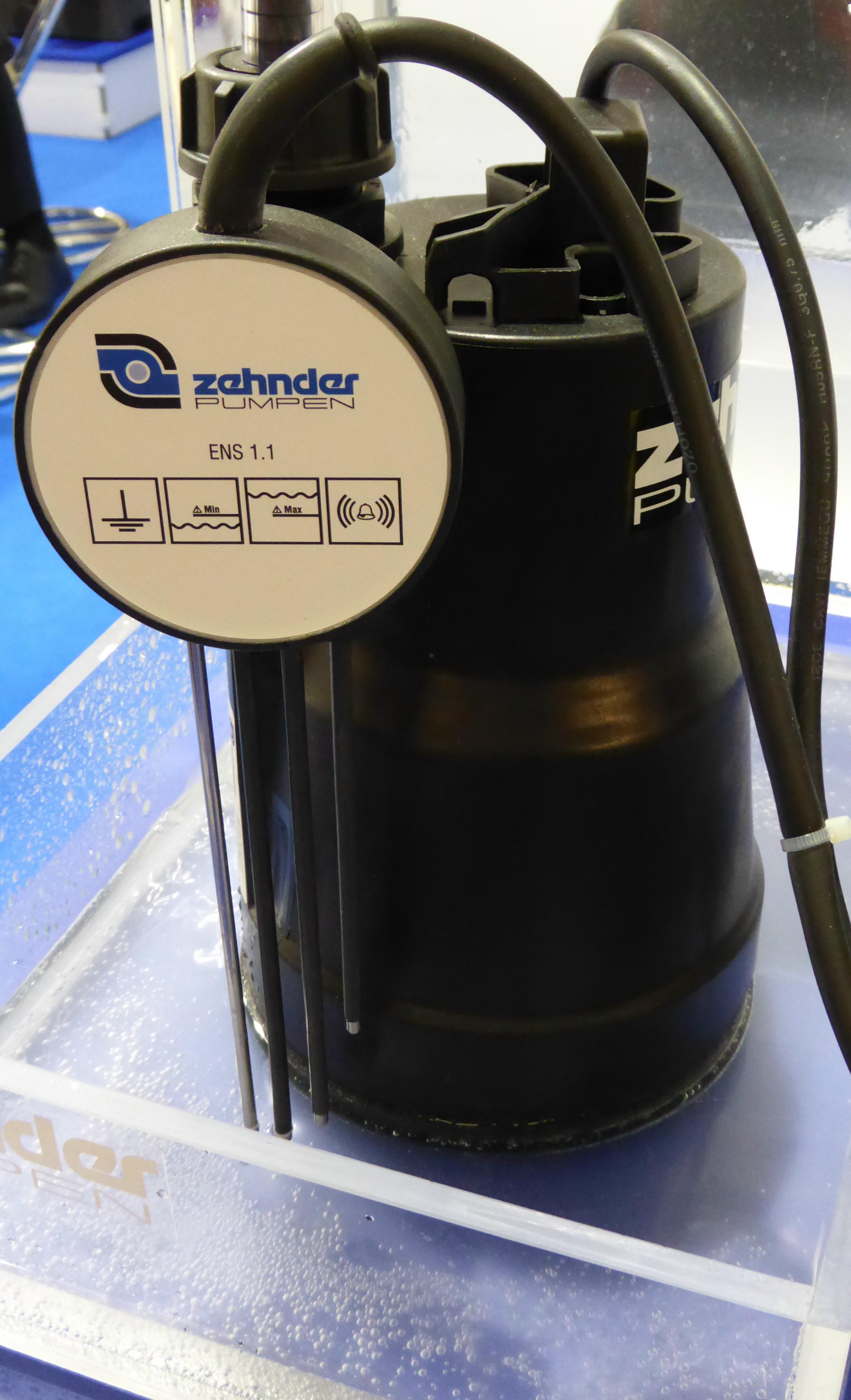 Flachsauger-Schmutzwasserpumpe bis ca. 1 mm mit elektronischer Niveausteuerung 