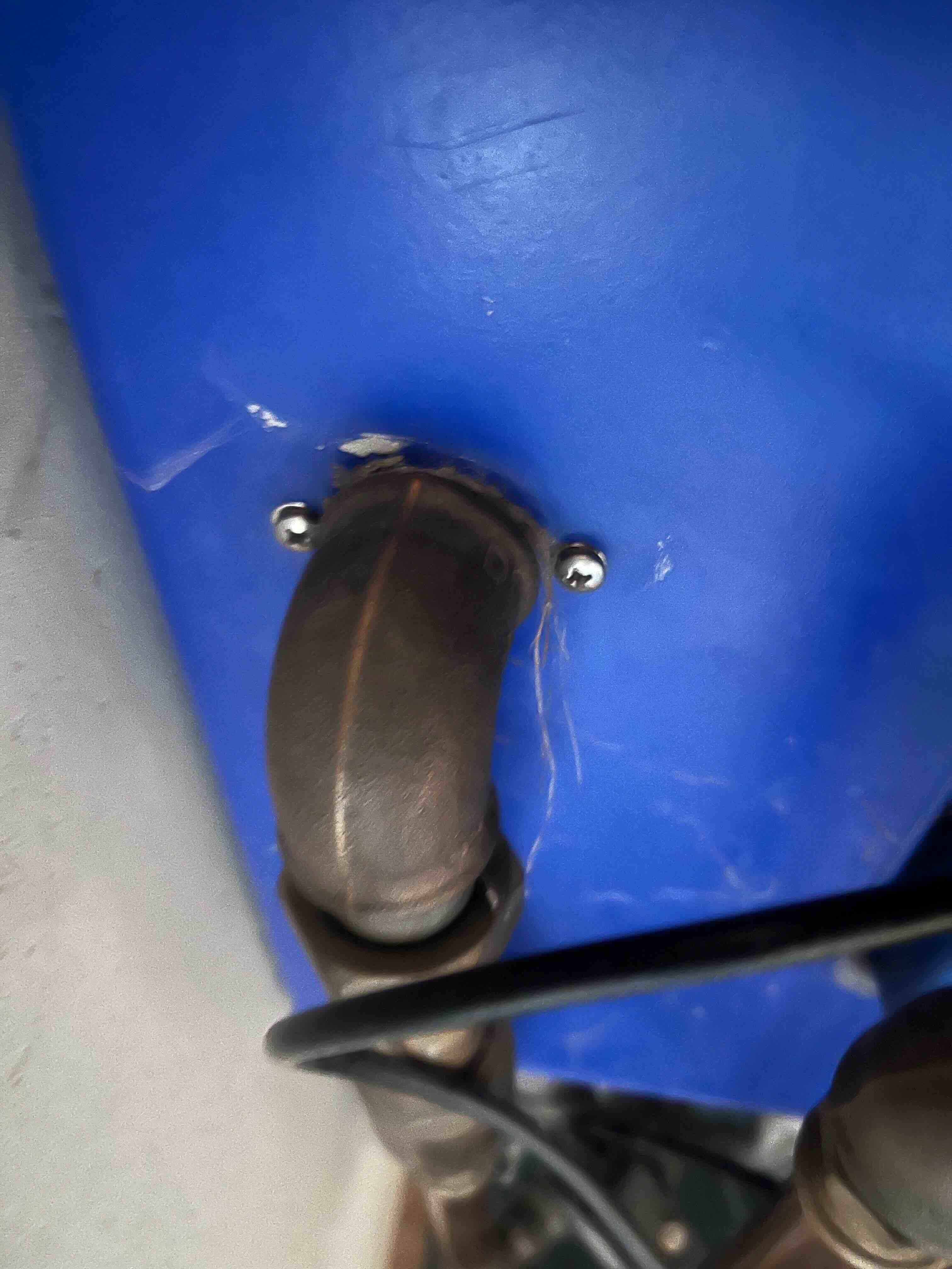 Einbaulage im Behälter Schwimmerventilpaket 3/4", Zulaufventil, Nachspeiseventil für die Trinkwassernachspeisung in Pumpenmodul Komfort von Roth mit einer Nachspeiseleistung von ca. 3,2 m3/h.