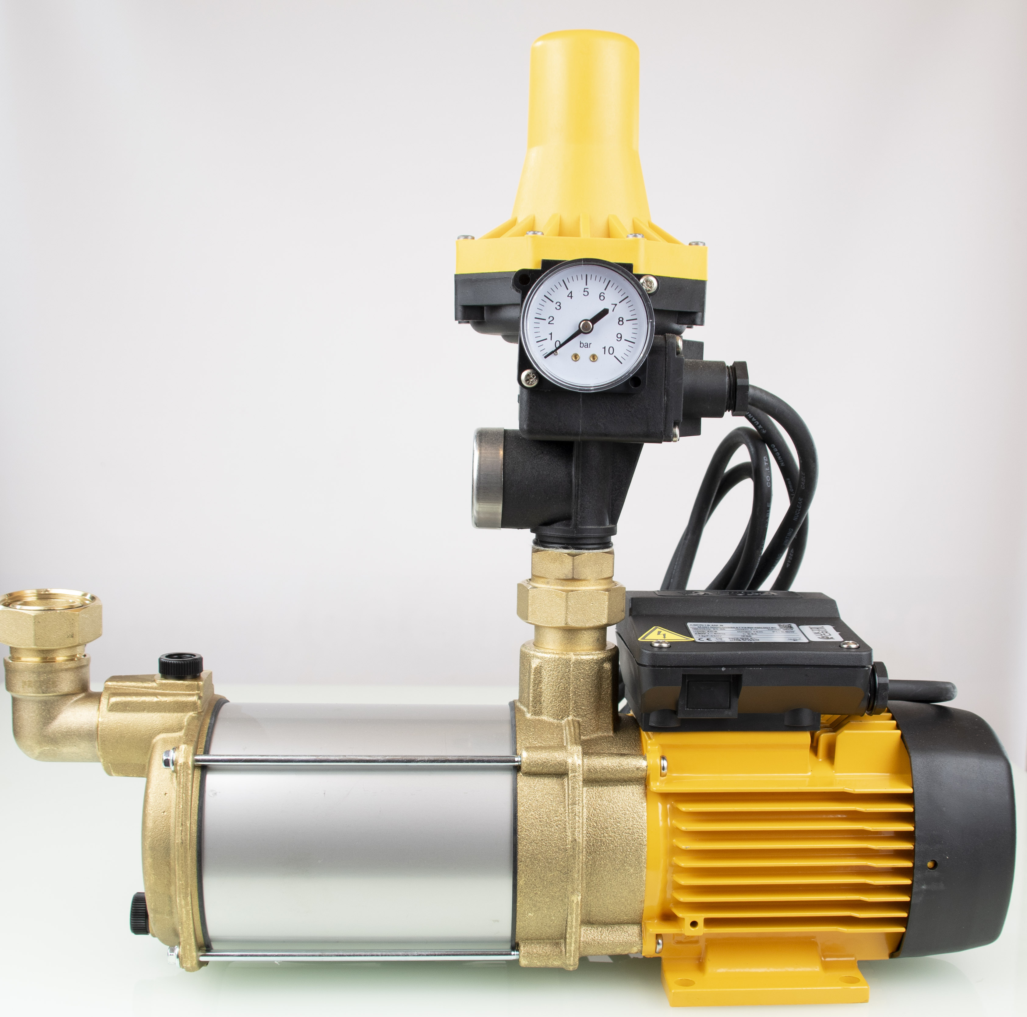 Pumpe ASPRI 15 mit Aqatronic für Kessel Regenwasserpumpenanlage AQABULL mit Aqatronic
