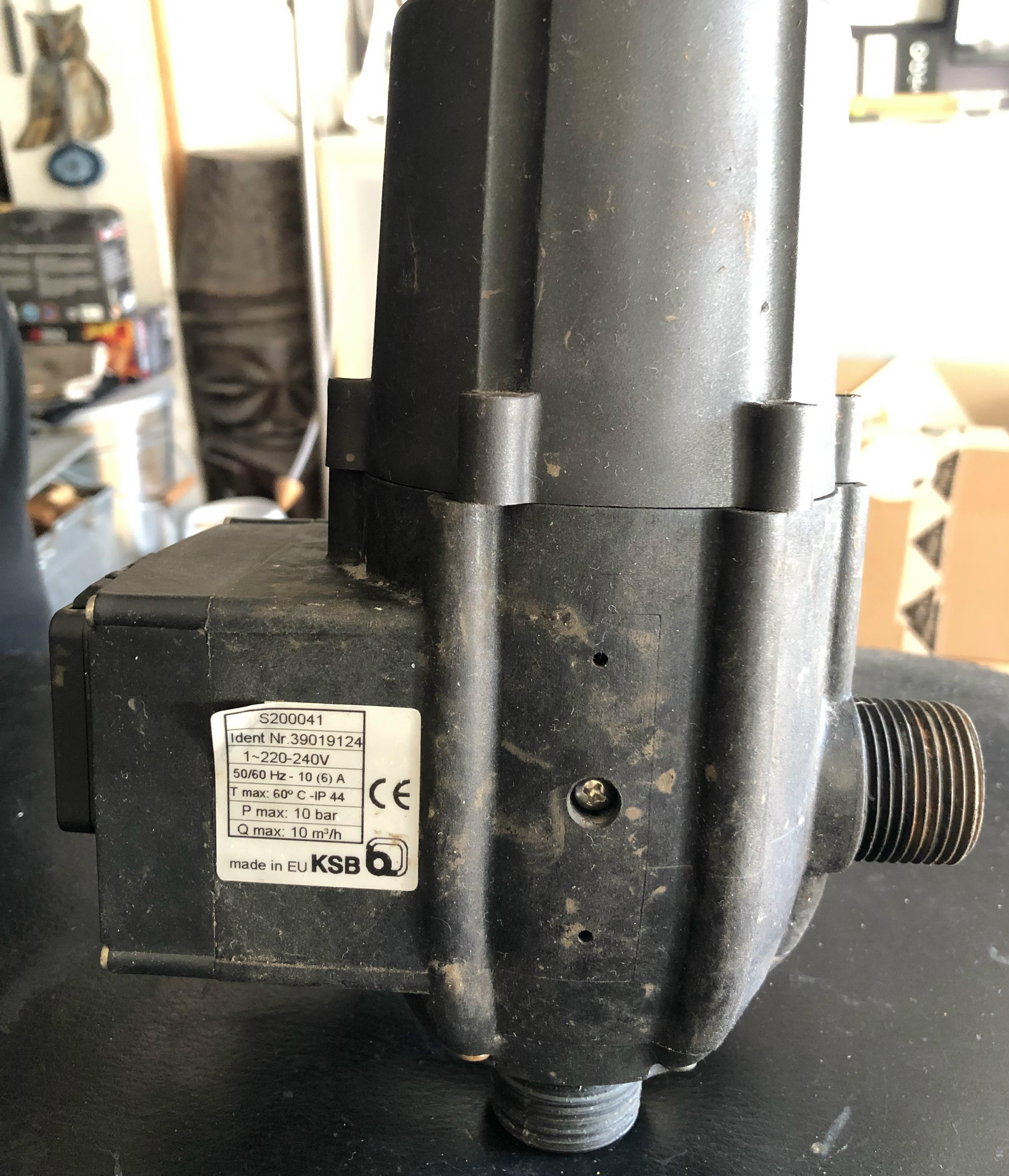 Beispiel eines Regler mit verbauter Membrane (Controlmatic von KSB)