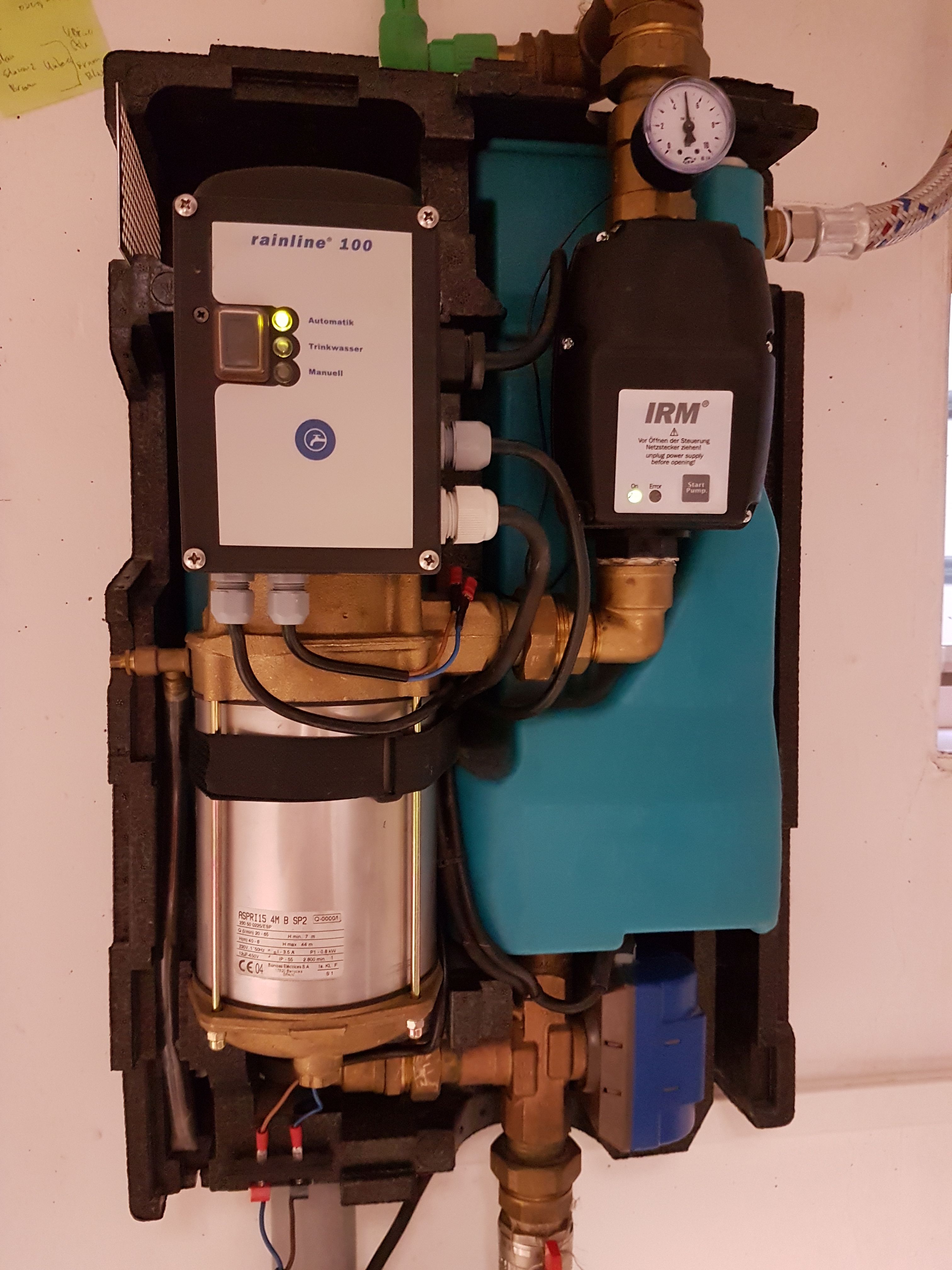 Einbaubeispiel Steuergerät für Regenmanager Rainline 100